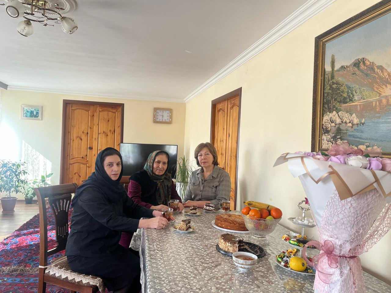 Социальные работники навестили матерей участников СВО